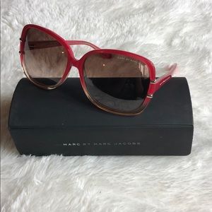 Pink ombré Marc Jacobs sunglasses